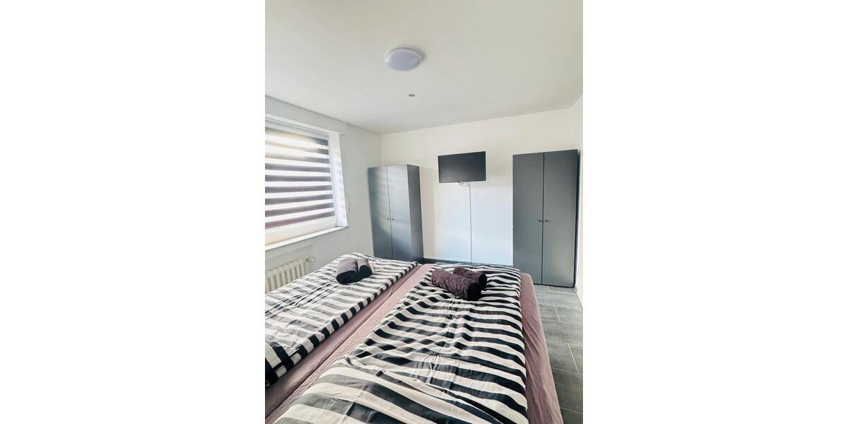 Etagenwohnung Moers - 3 Zimmer, 85 m&sup2;, 18&euro; | Angebot:25999749