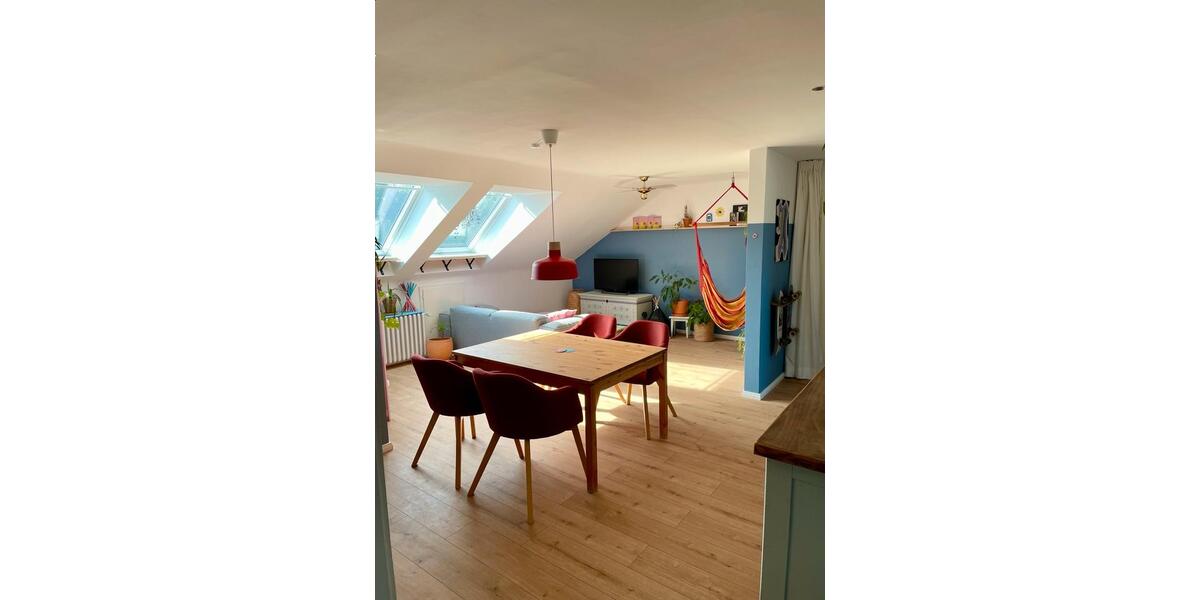 Dachgeschoßwohnung Krefeld Gellep-Stratum - 2.5 Zimmer, 60 m&sup2;, 159.000&euro; | Angebot:27499360