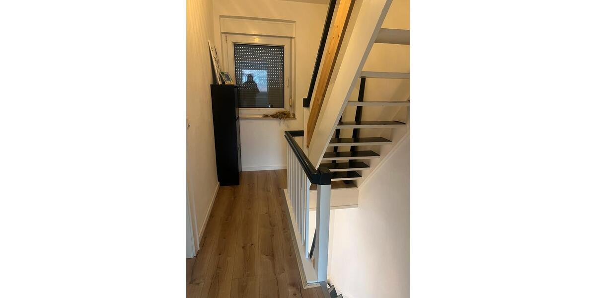Etagenwohnung Kamp-Lintfort Lintfort - 3 Zimmer, 70 m&sup2;, 1.300&euro; | Angebot:25088416