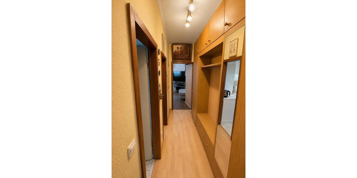 Etagenwohnung Krefeld Cracau - 2 Zimmer, 42 m&sup2;, 410&euro; | Angebot:26477989