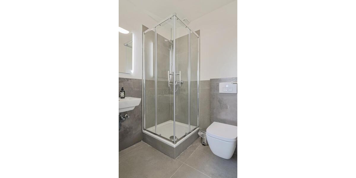 Dachgeschoßwohnung Düsseldorf Düsseltal - 4 Zimmer, 97 m&sup2;, 575.000&euro; | Angebot:25861118