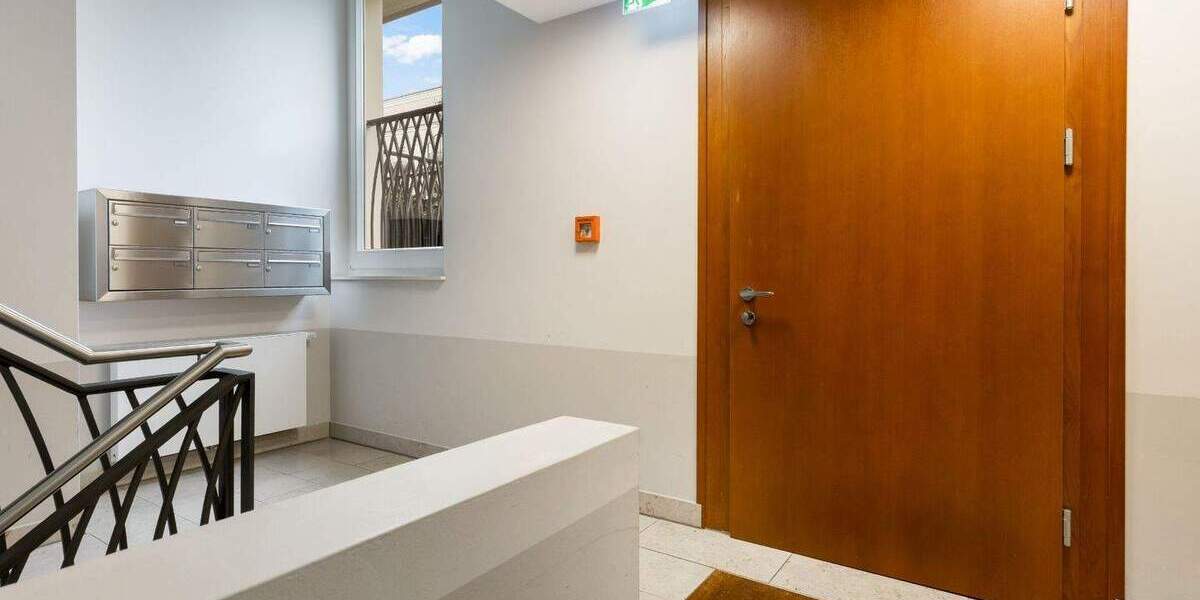 Etagenwohnung Düsseldorf Heerdt - 5 Zimmer, 189 m&sup2;, 1.250.000&euro; | Angebot:26016999