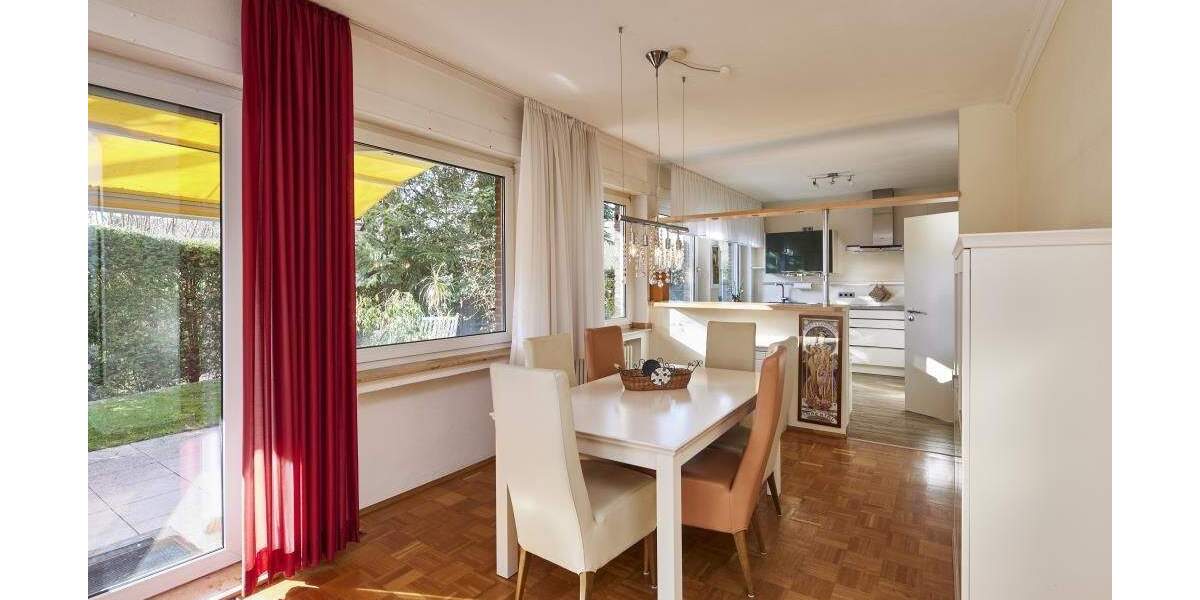 Mehrfamilienhaus, Wohnhaus Krefeld Hüls - 6 Zimmer, 200 m&sup2;, 530.000&euro; | Angebot:25820882