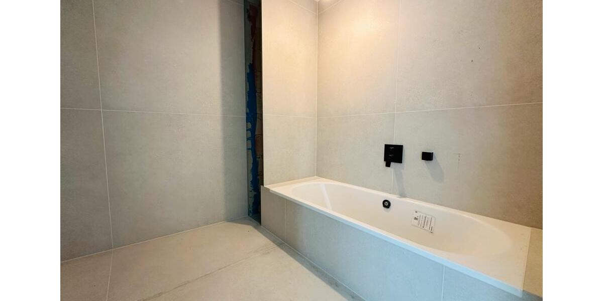 Etagenwohnung Hilden - 3 Zimmer, 100 m&sup2;, 1.999&euro; | Angebot:23779173