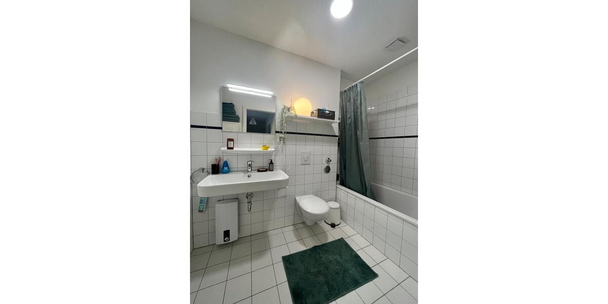 Dachgeschoßwohnung Düsseldorf Oberbilk - 2 Zimmer, 65 m&sup2;, 1.350&euro; | Angebot:26652914