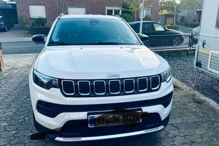 Jeep Compass 42.000 km 19.800 &euro; Kamp-lintfort 47475