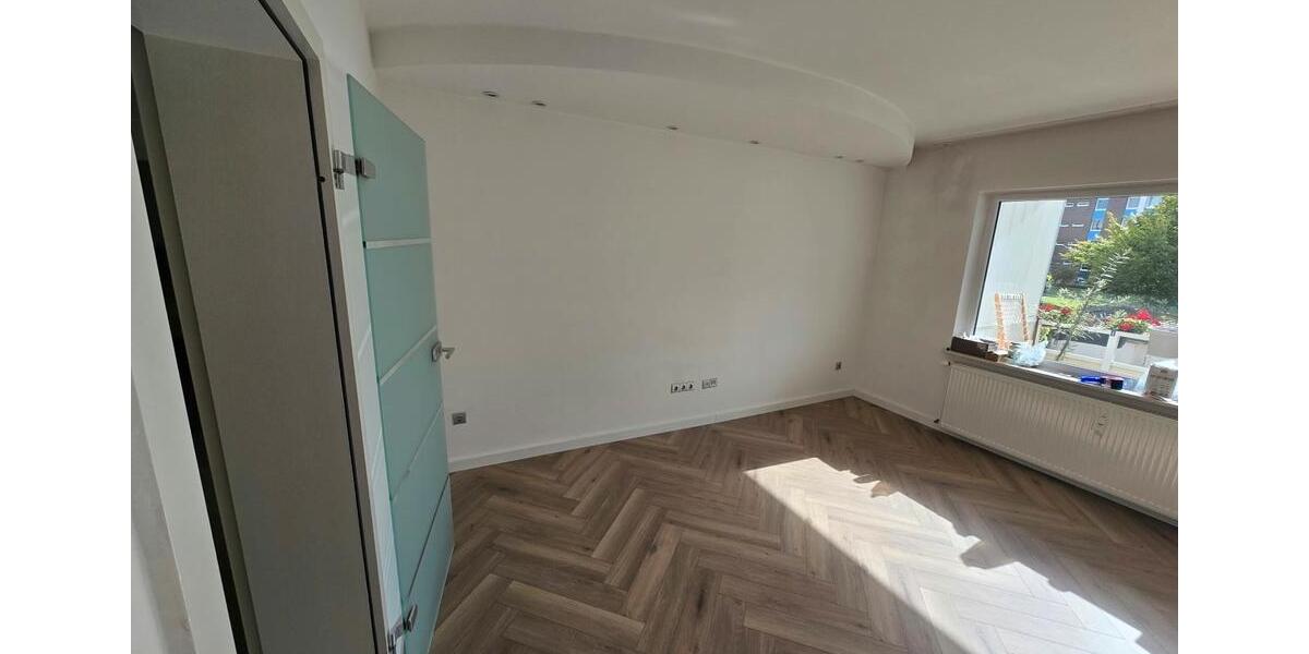 Etagenwohnung Krefeld Dießem - 4 Zimmer, 84 m&sup2;, 1.100&euro; | Angebot:27625920