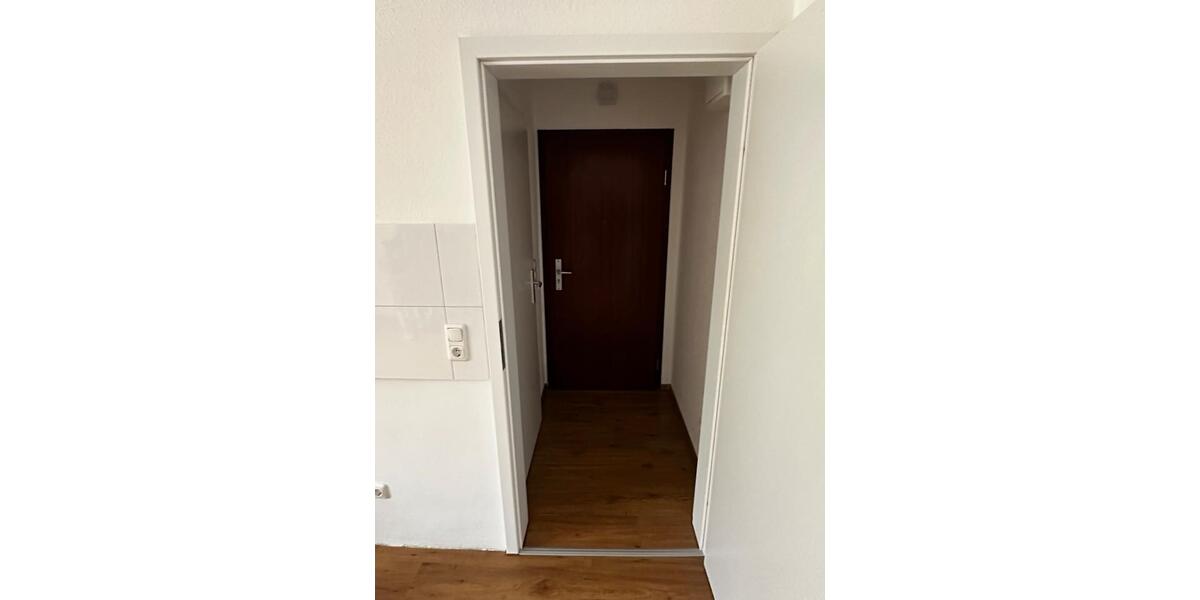 Erdgeschoßwohnung Duisburg Ruhrort - 1 Zimmer, 19 m&sup2;, 280&euro; | Angebot:26041007