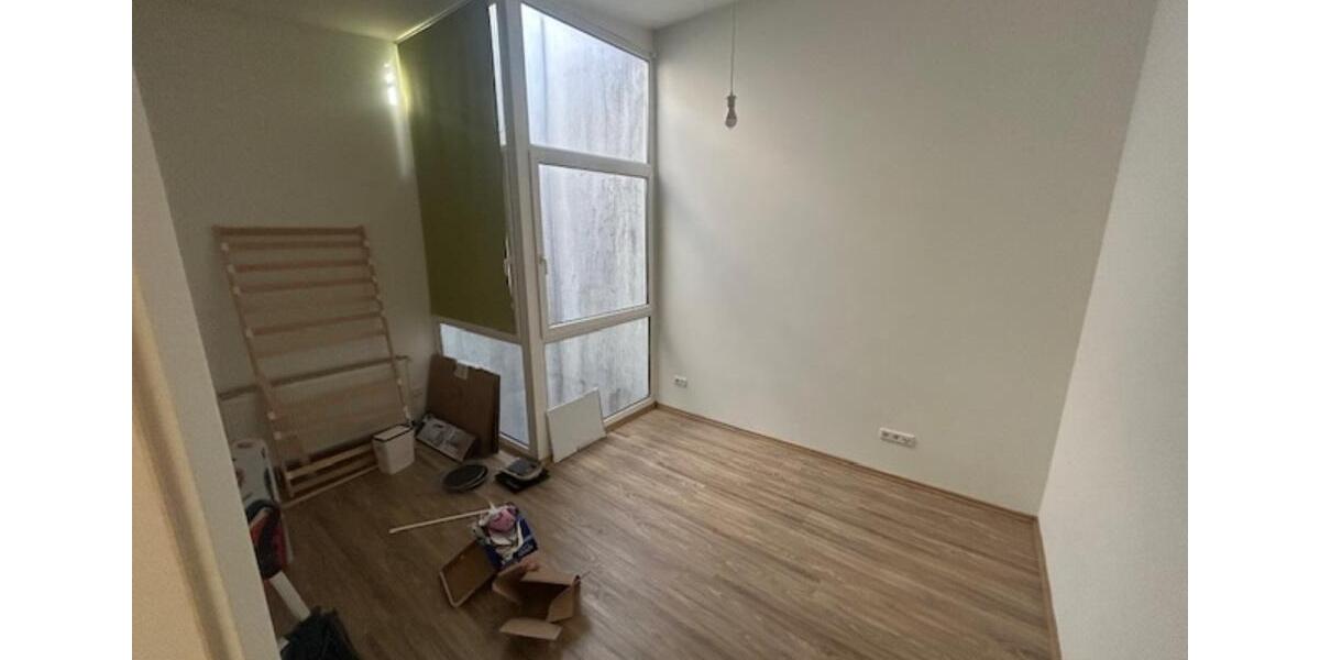 Etagenwohnung Viersen Hülsdonk - 3 Zimmer, 120 m&sup2;, 990&euro; | Angebot:25433318