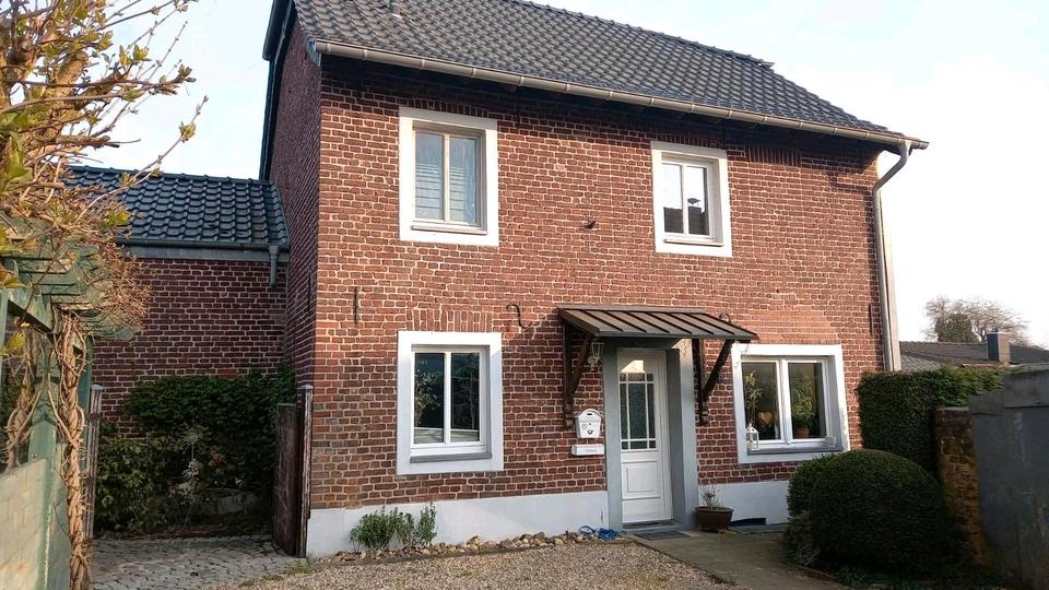 Einfamilienhaus Wegberg - 4 Zimmer, 100 m&sup2;, 1.000&euro; | Angebot:25967733