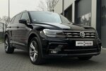 VW Tiguan Allspace R-LIne / 4Motion / Pano / Memory 99.000 km 33.490 &euro; Mönchengladbach 41066