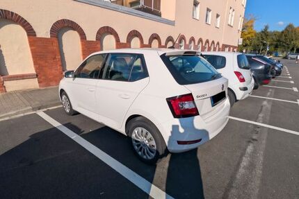 Skoda Fabia 77.700 km 7.500 &euro; Ratingen 40878