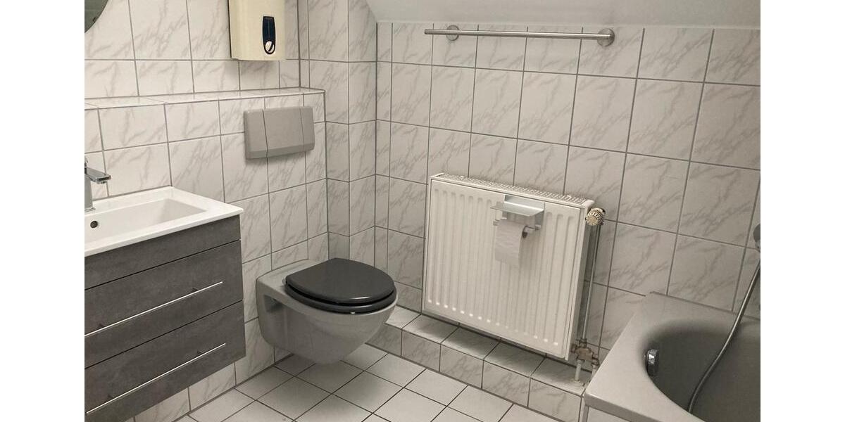 Etagenwohnung Mönchengladbach West - 3 Zimmer, 110 m&sup2;, 1.190&euro; | Angebot:26675482
