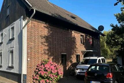 Haus Erkelenz - 5 Zimmer, 176 m&sup2;, 300.000&euro; | Angebot:27615345