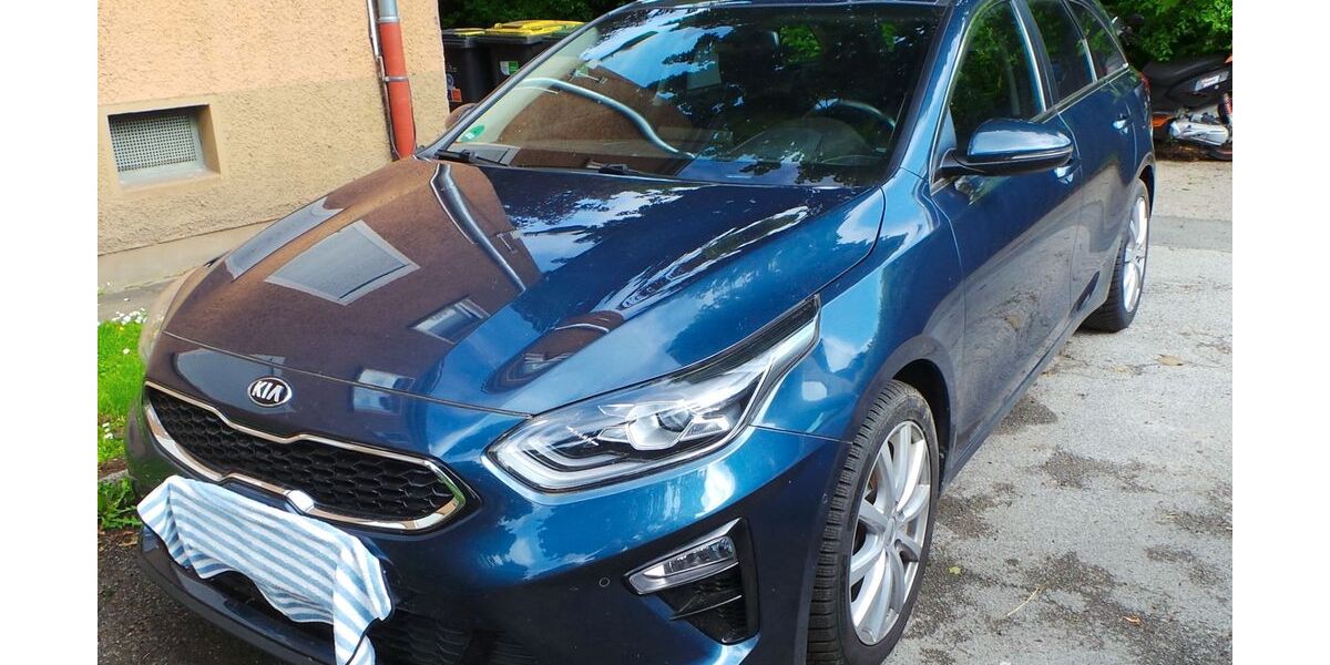 Kia ceed / Ceed 65.540 km 17.950 &euro; Mülheim an der Ruhr 45472