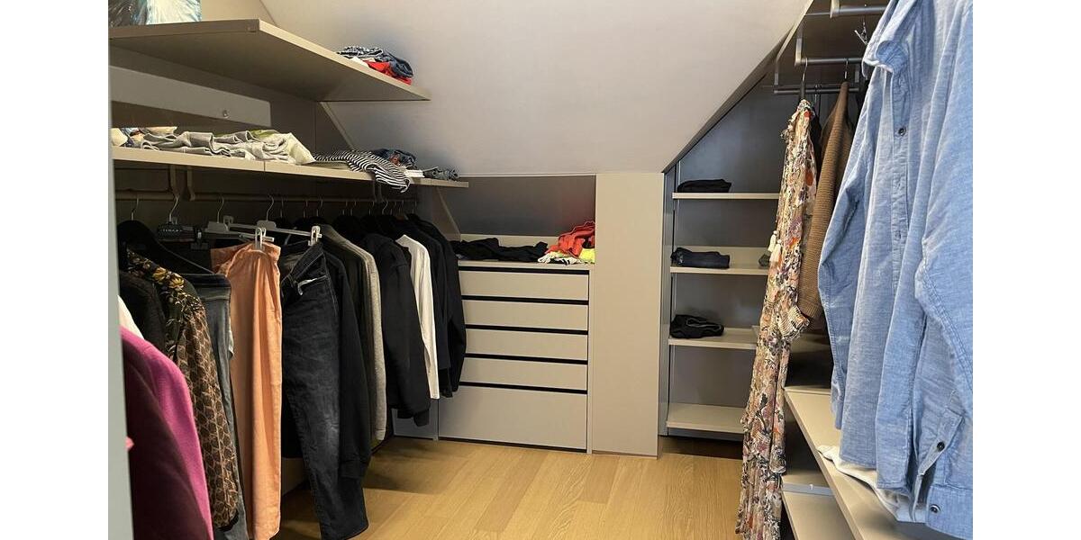 Maisonettenwohnung Düsseldorf Düsseltal - 5 Zimmer, 224 m&sup2;, 5.000&euro; | Angebot:24526472