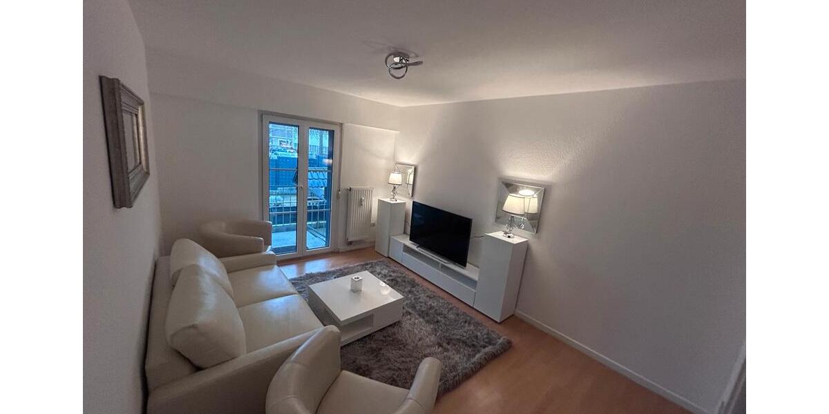 Erdgeschoßwohnung Mönchengladbach Süd - 2 Zimmer, 60 m&sup2;, 1.350&euro; | Angebot:26014501