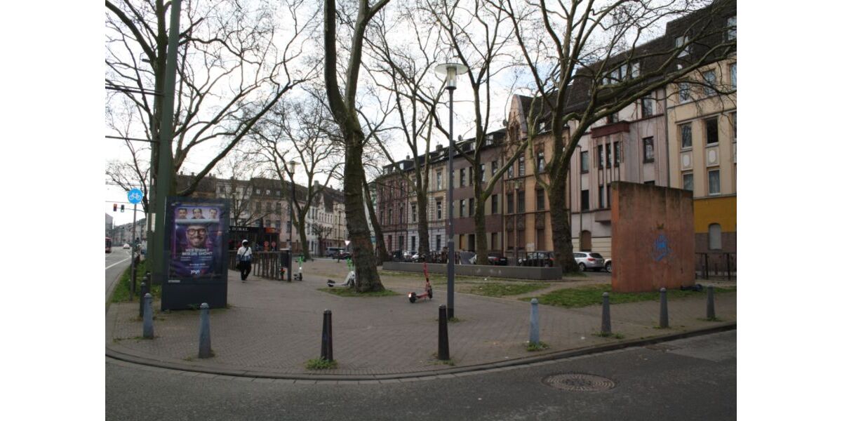 Provisionsfrei* Mehrfamilienhaus mit 277 m² Wohnfläche, komplett renoviert, vollvermietet, provisionsfrei vom Handwerker - Mehrfamilienhaus, Wohnhaus Duisburg Duisburg-Mitte | Angebot:26641250