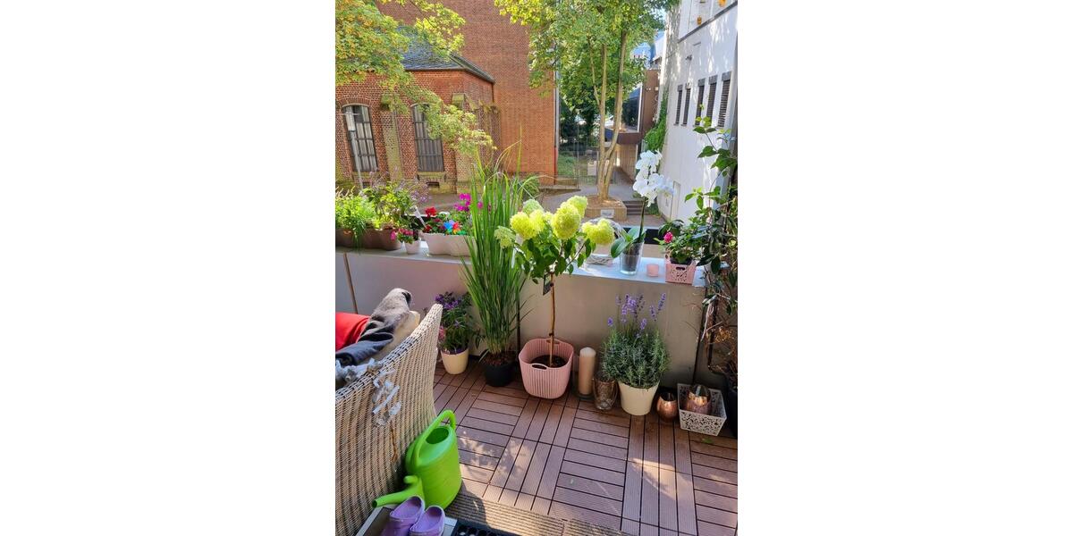 Etagenwohnung Mönchengladbach Süd - 2 Zimmer, 132 m&sup2;, 199.000&euro; | Angebot:25043820