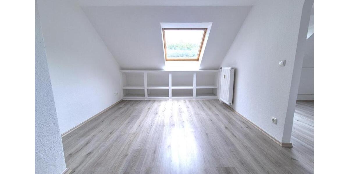 Etagenwohnung Duisburg Mittelmeiderich - 3.5 Zimmer, 53 m&sup2;, 370&euro; | Angebot:26385408