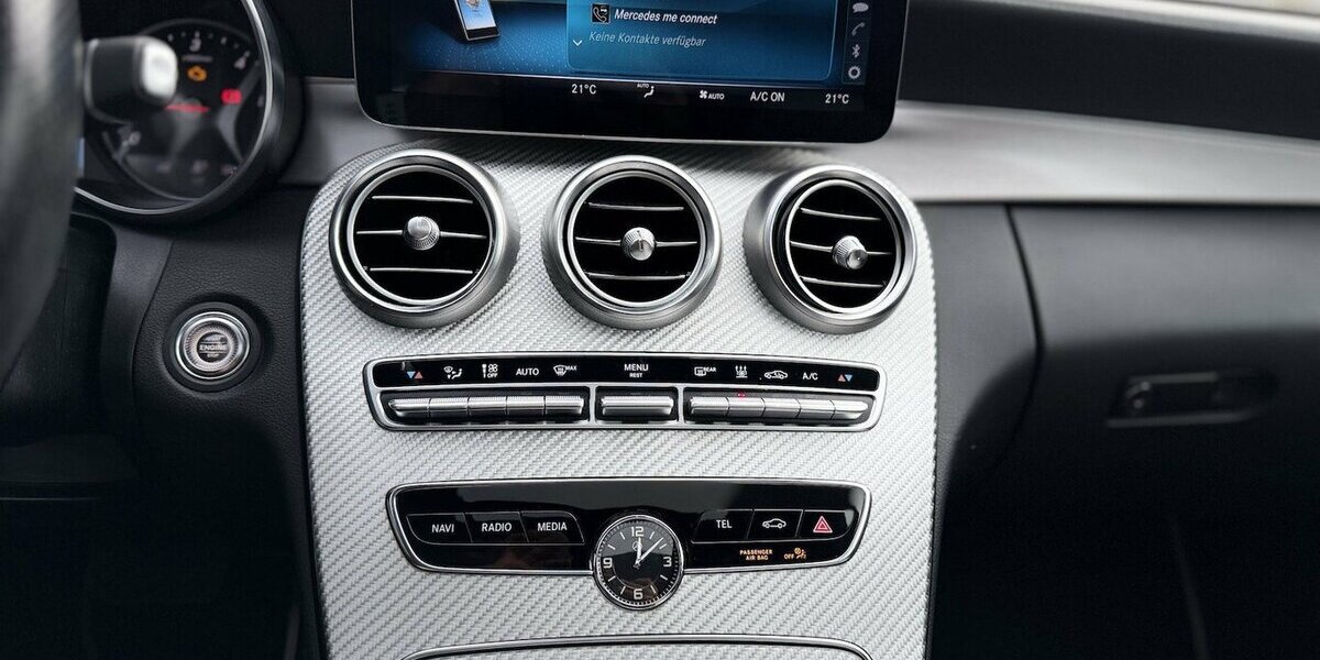 Mercedes-Benz C 220 Designo / AMG / LED / 360° Cam / Allrad 220.000 km 20.990 &euro; Mönchengladbach 41066