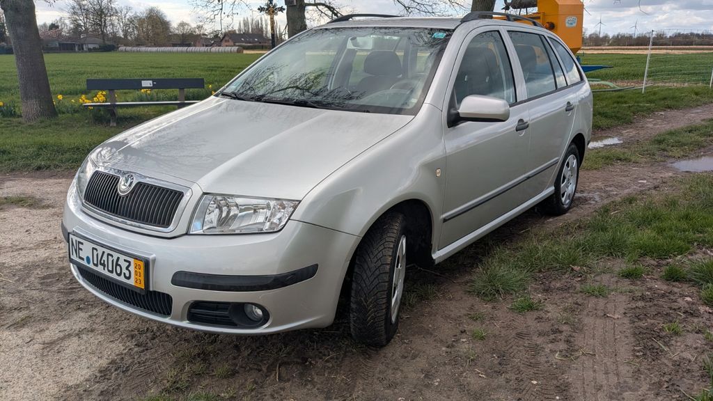 Skoda Fabia 195.000 km 1.300 &euro; Grevenbroich 41516
