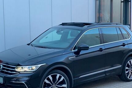 VW Tiguan 166.903 km 34.391 &euro; Düsseldorf 40233
