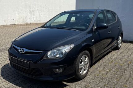 Hyundai i30 167.000 km 3.970 &euro; Mönchengladbach 41065