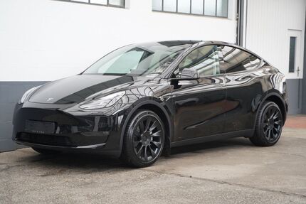 Tesla Model Y 44.896 km 35.350 &euro; Mönchengladbach 41236