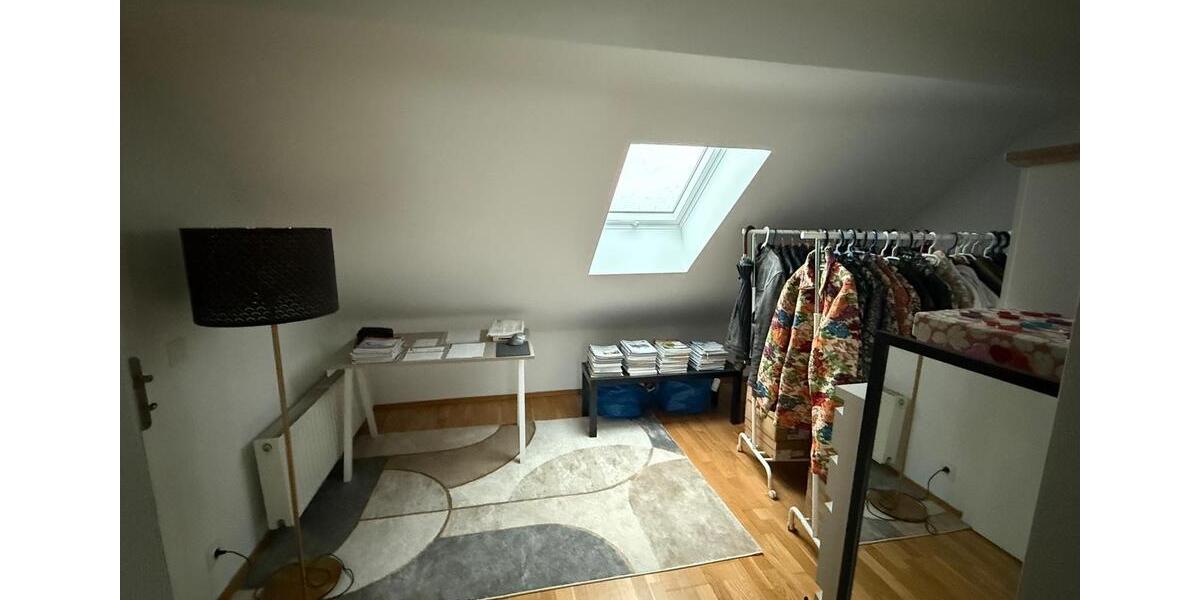 Dachgeschoßwohnung Mönchengladbach Nord - 2 Zimmer, 49 m&sup2;, 520&euro; | Angebot:24473985