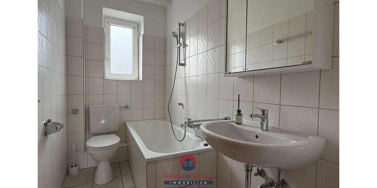 Etagenwohnung Krefeld Fischeln - 2 Zimmer, 54 m&sup2;, 460&euro; | Angebot:25881142