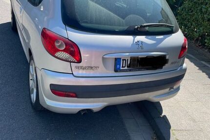 Peugeot 206 193.500 km 850 &euro; Duisburg 47259