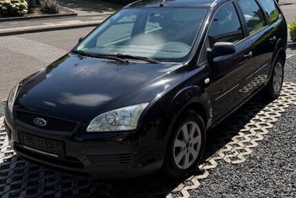Ford Focus 322.350 km 700 &euro; Niederkrüchten 41372