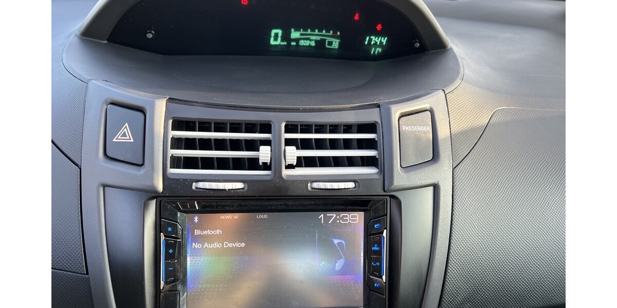 Toyota Yaris 193.000 km 4.700 &euro; Mönchengladbach 41061