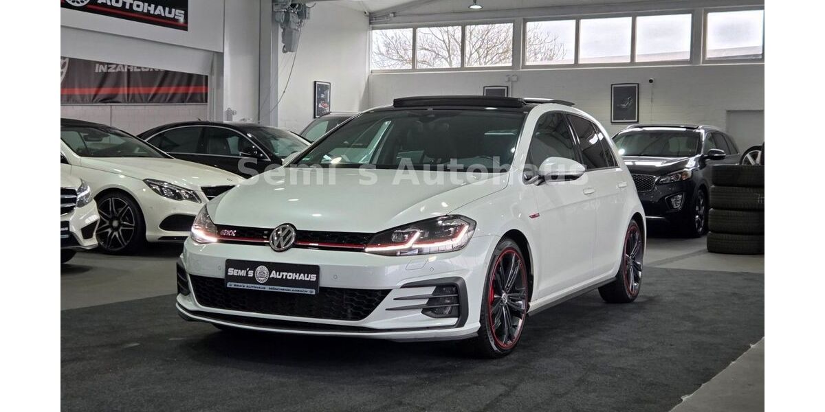 VW Golf 89.855 km 22.490 &euro; Mönchengladbach 41238