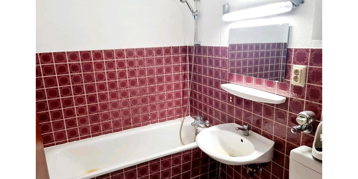 Etagenwohnung Grevenbroich Neuenhausen - 3 Zimmer, 89 m&sup2;, 950&euro; | Angebot:23860985