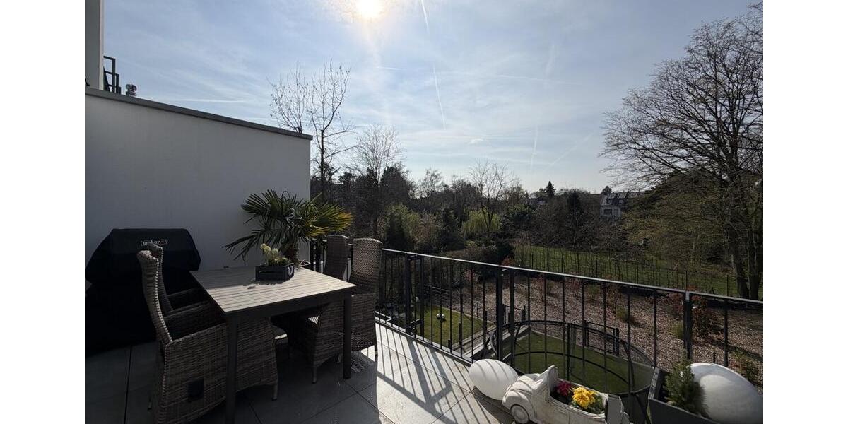 Etagenwohnung Mönchengladbach Nord - 3 Zimmer, 114 m&sup2;, 1.600&euro; | Angebot:25859709