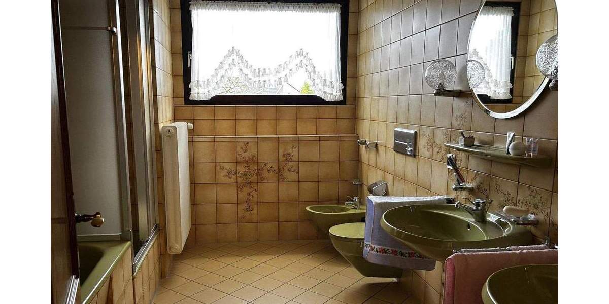 Einfamilienhaus Krefeld Traar - 5 Zimmer, 150 m&sup2;, 615.000&euro; | Angebot:25693359