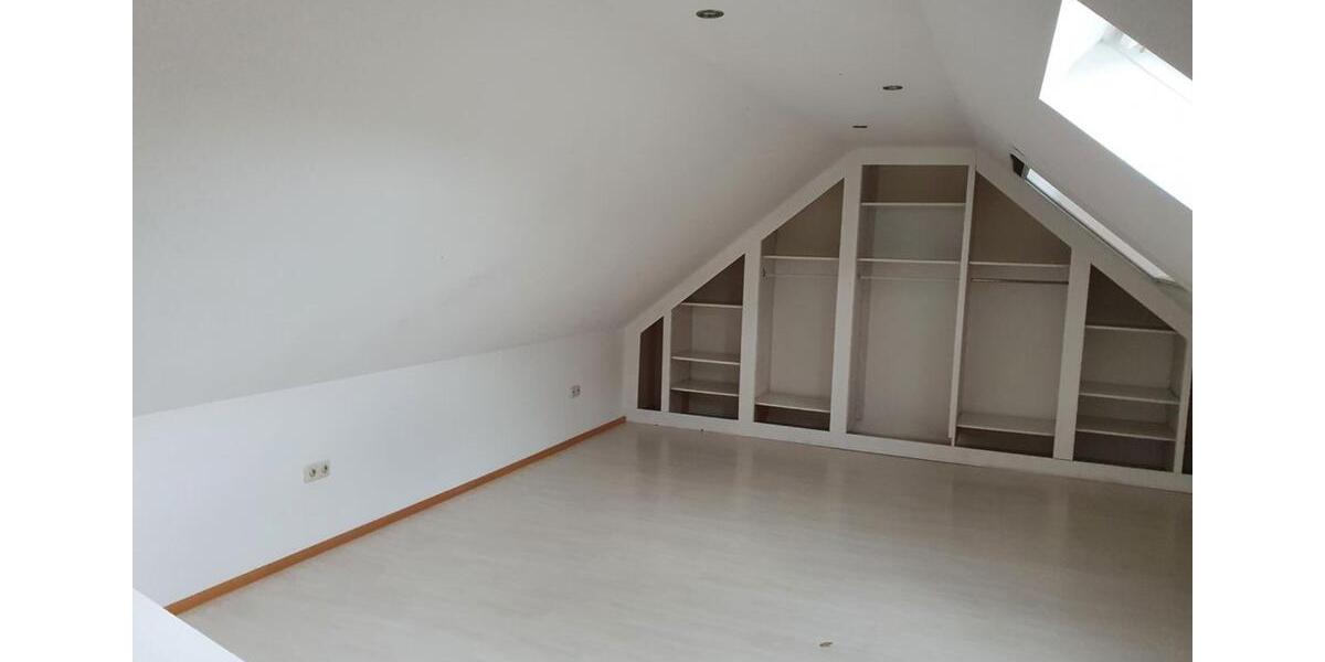 Maisonettenwohnung Mönchengladbach West - 3.5 Zimmer, 110 m&sup2;, 990&euro; | Angebot:25960319