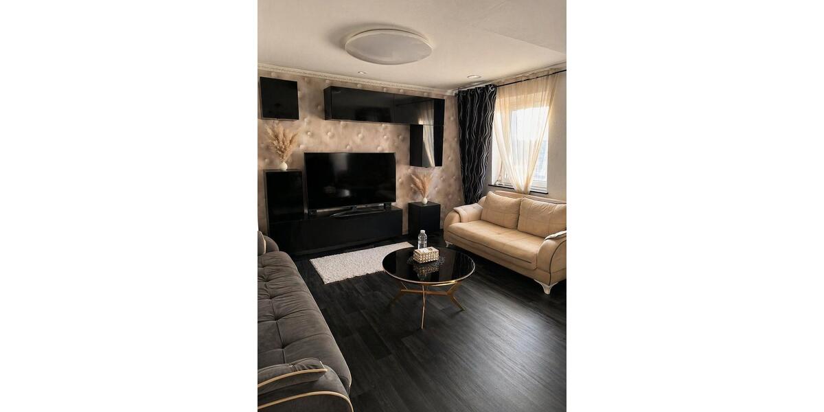 Dachgeschoßwohnung Krefeld Cracau - 2 Zimmer, 63 m&sup2;, 530&euro; | Angebot:26279255
