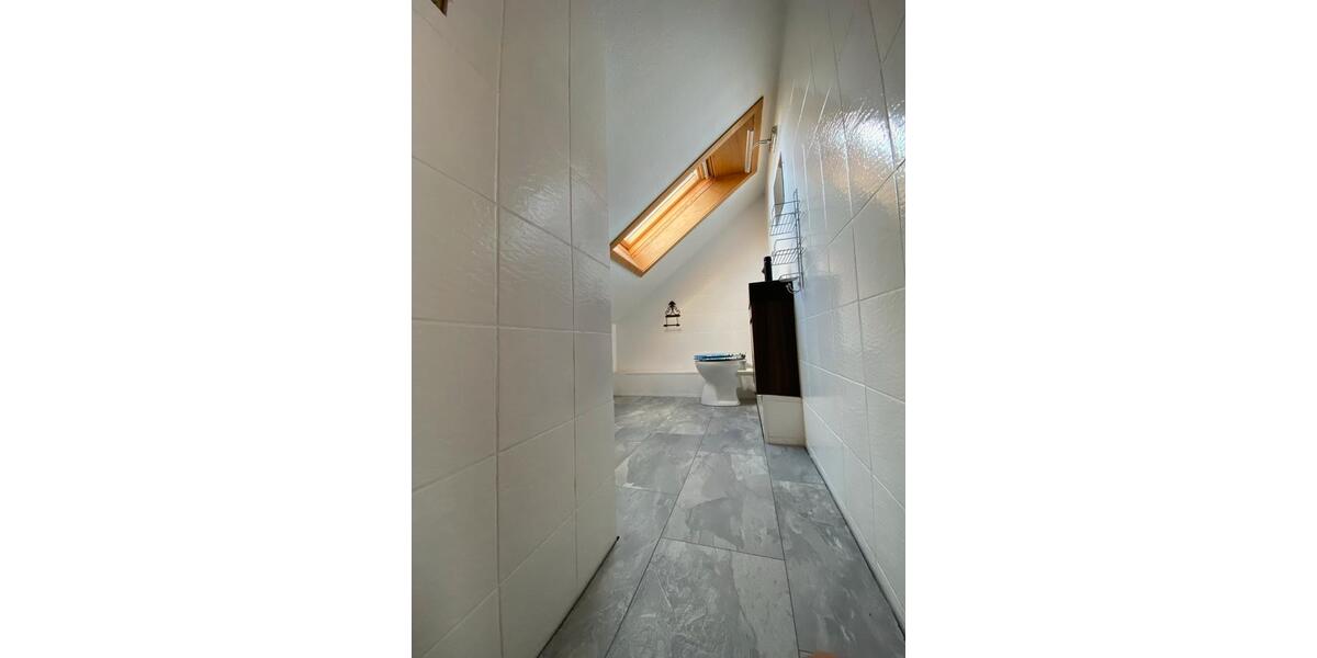 Maisonettenwohnung Krefeld Cracau - 4 Zimmer, 110 m&sup2;, 950&euro; | Angebot:25941045