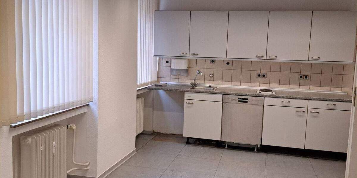 Gewerbeobjekt Duisburg Untermeiderich - 6 Zimmer, 3.200&euro; | Angebot:25683354