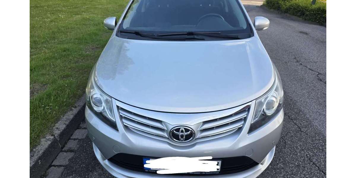 Toyota Avensis 105.000 km 7.900 &euro; Kempen 47906