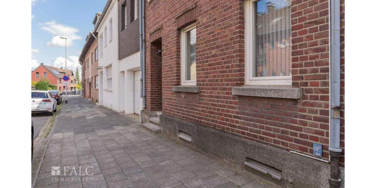 Reihenmittelhaus Wegberg - 8 Zimmer, 138 m&sup2;, 198.500&euro; | Angebot:25661529