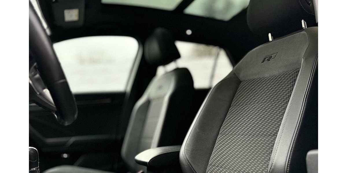 VW T-Roc R-line / Pano / 1. Hd / Kamera / AHK 93.000 km 22.890 &euro; Mönchengladbach 41066