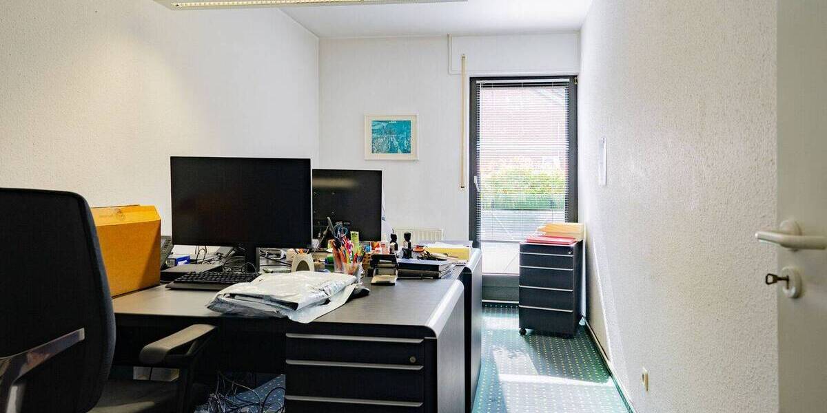 Etagenwohnung Krefeld Cracau - 5 Zimmer, 151 m&sup2;, 429.000&euro; | Angebot:25740515