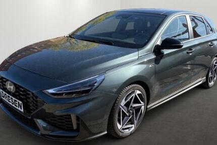 Hyundai i30 11.621 km 27.450 &euro; Neuss 41464