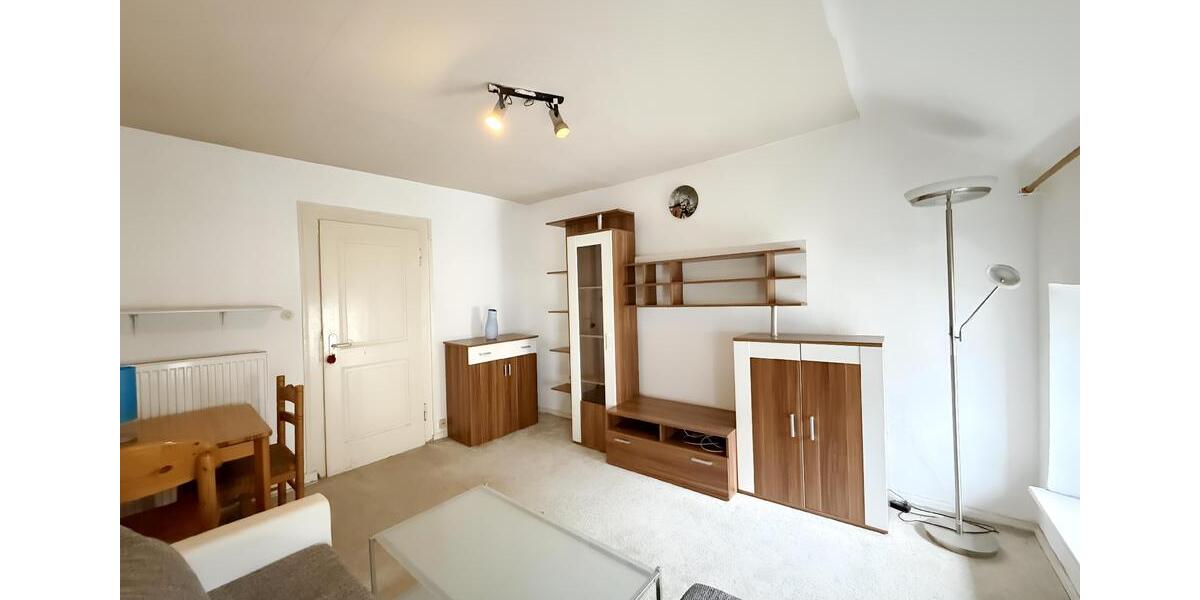 Etagenwohnung Krefeld - 4 Zimmer, 60 m&sup2;, 500&euro; | Angebot:25320603