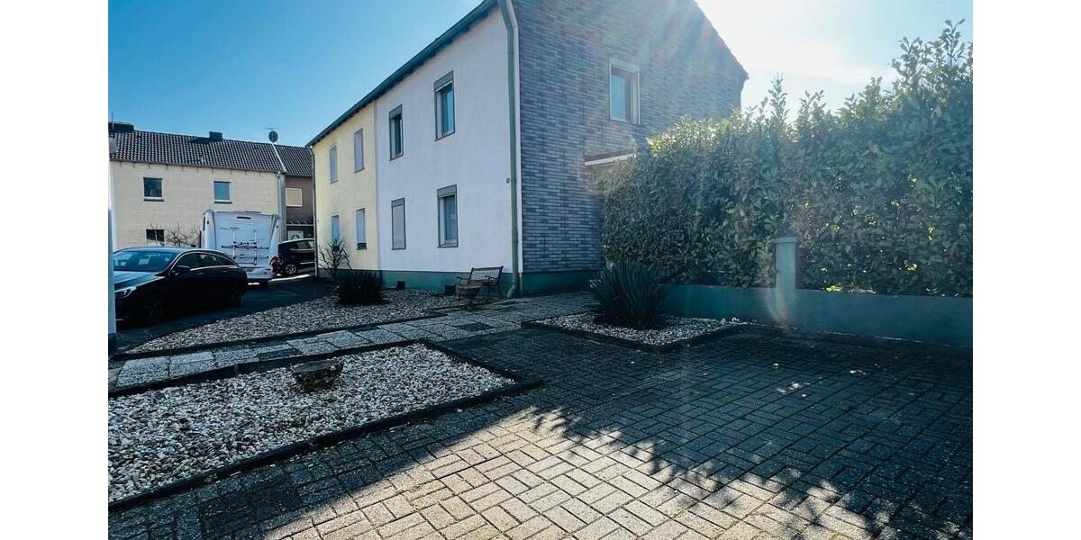 Doppelhaushälfte Mönchengladbach West - 4 Zimmer, 88 m&sup2;, 220.000&euro; | Angebot:25308802