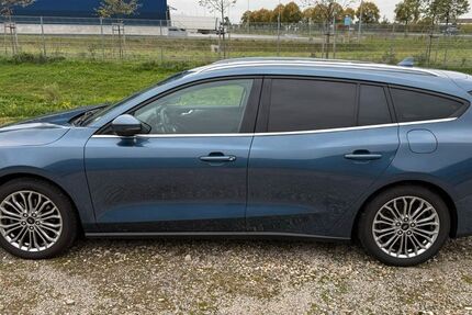 Ford Focus 82.000 km 14.499 &euro; Grevenbroich 41516